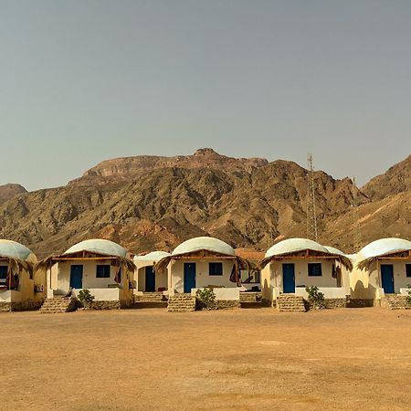Aladdin Camp Villa Nuweiba Exterior photo